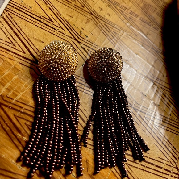 Pierced earrings posts with gold toned braided button long strands of beads - Picture 8 of 9